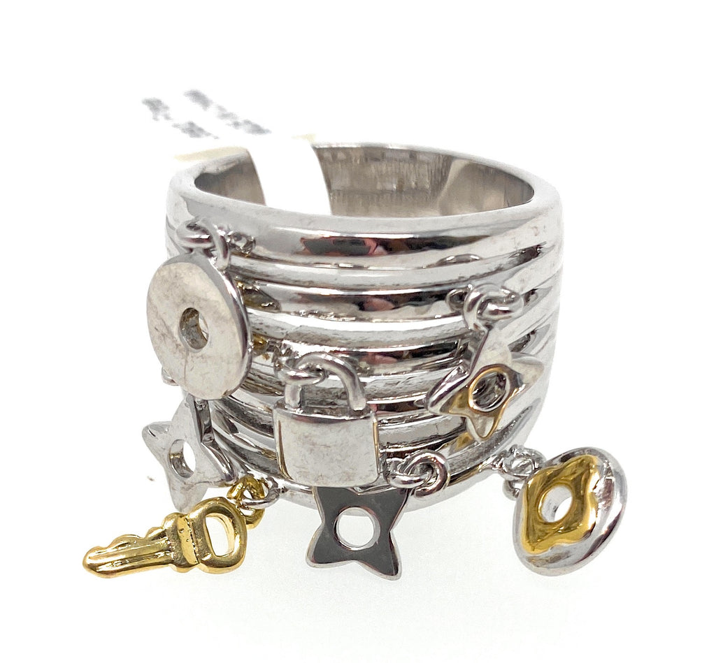 Womens Silver Chunky Ring with Movable Key, Lock, Star -  RHEAS.ONLINE
